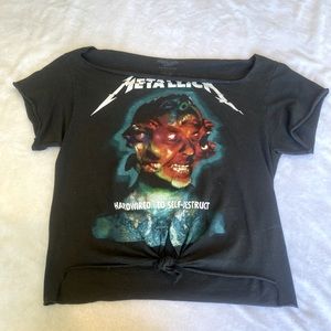 Cropped/Cut Metallica Tour Band Tee!!❤️‍🔥❤️‍🔥